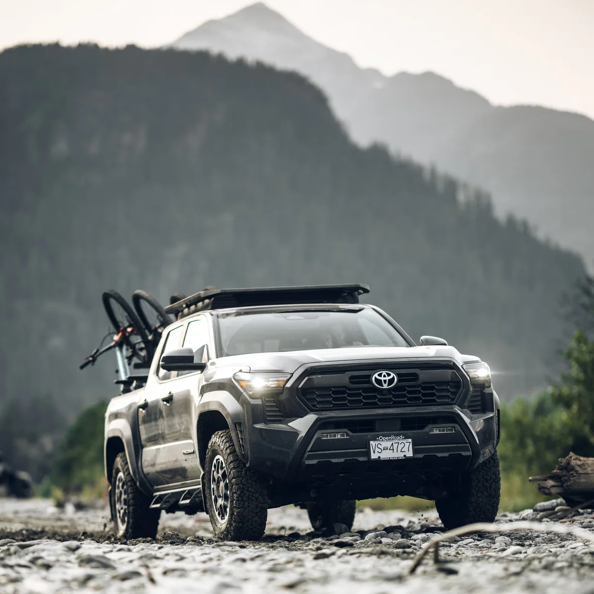 Thule Caprock rail mount