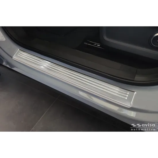 Lävepaku liistud - Omoda 9 (2024-)