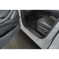 Lävepaku liistud - Omoda 9 (2024-)