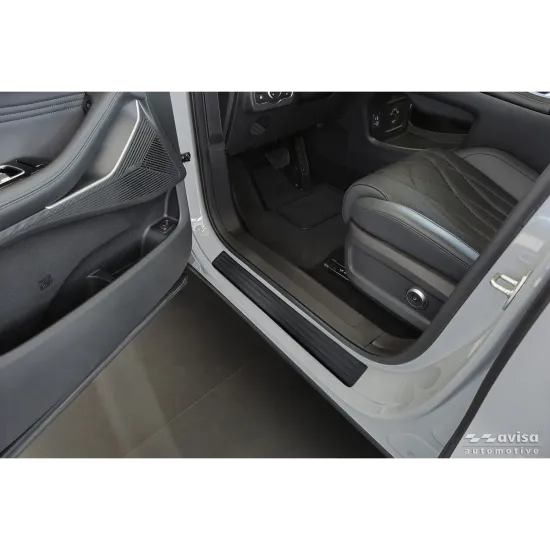 Lävepaku liistud - Omoda 9 (2024-)