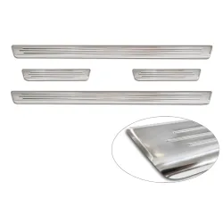 Lävepaku liistud - Fiat 600 (2023-)