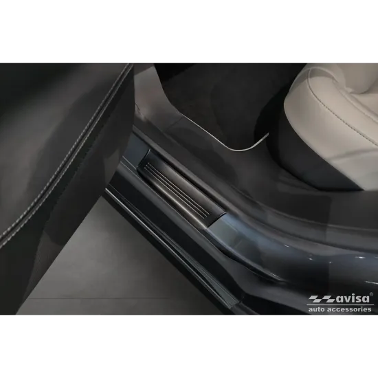 Lävepaku liistud - Tesla Model S (2012-)