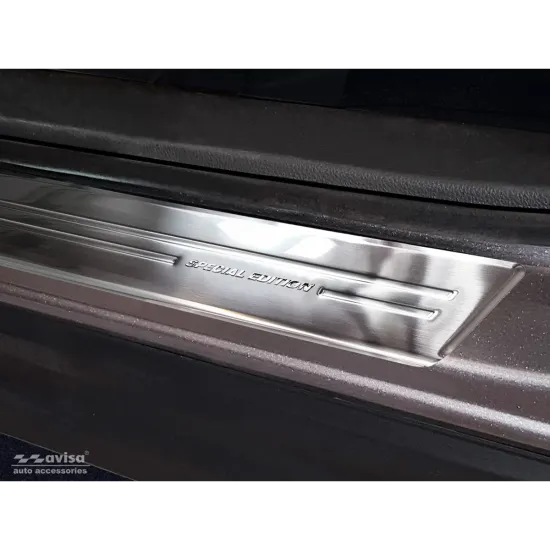 Lävepaku liistud - Mitsubishi Eclipse Cross (2018-)