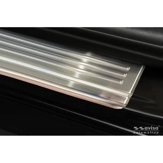 Lävepaku liistud - Mitsubishi Outlander (2012-2022)