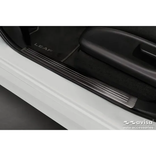 Lävepaku liistud - Nissan Leaf (2017-)