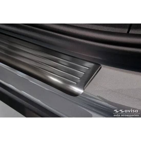 Lävepaku liistud - Volvo Ex30 (2023-)