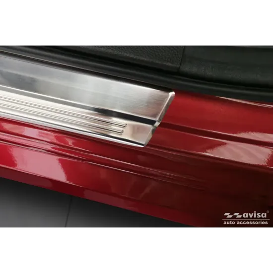 Lävepaku liistud - Suzuki Swift (2024-)