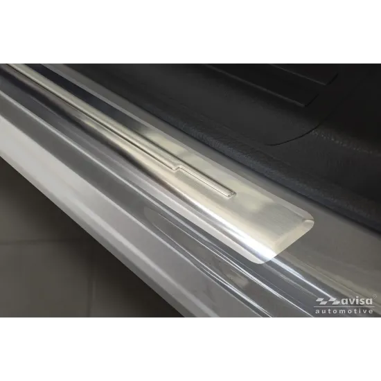 Lävepaku liistud - Subaru Forester (2024-)