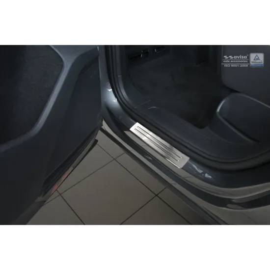 Lävepaku liistud - Volkswagen Tiguan (2015-)