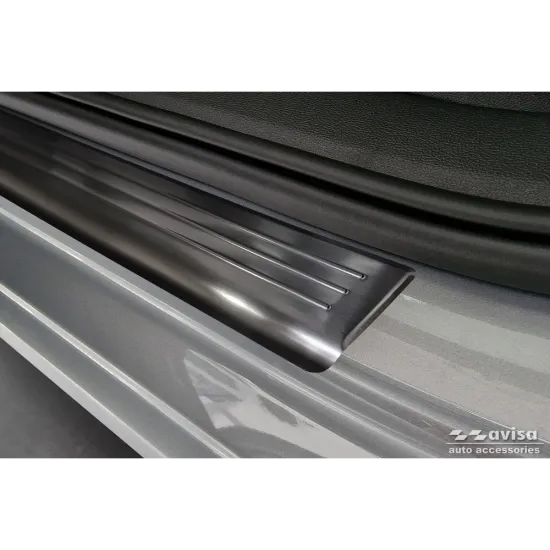 Lävepaku liistud - Skoda Superb // Volkswagen Passat (2024-)