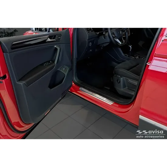 Lävepaku liistud - Volkswagen Tiguan (2015-)