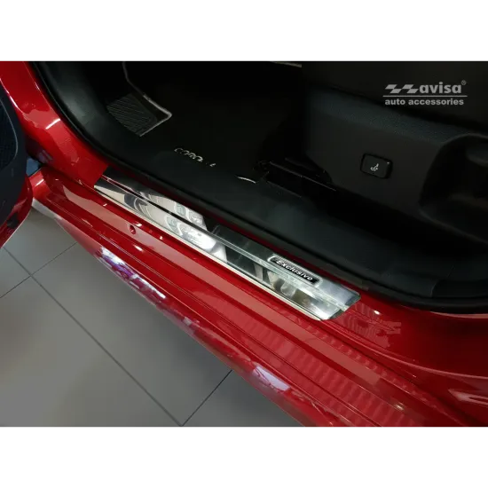 Lävepaku liistud - Suzuki Swace (2020-) Toyota Corolla (2018-) Corolla (2022-2025)