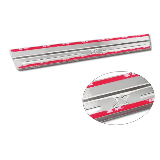 Lävepaku liistud - Toyota Aygo (2022-)