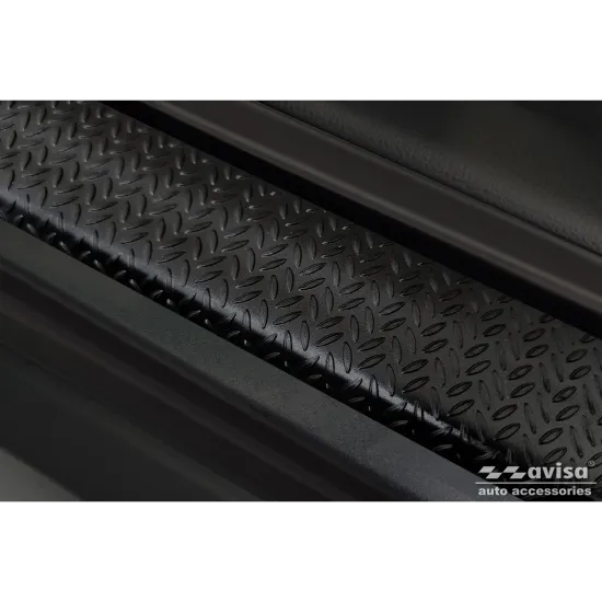 Lävepaku liistud - Toyota Aygo (2022-)