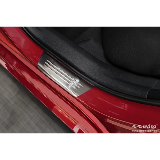 Lävepaku liistud - Toyota C-hr (2023-) Yaris (2020-) Yaris (2021-)