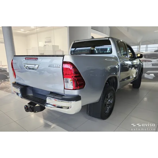 Lävepaku liistud - Toyota Hilux (2020-)