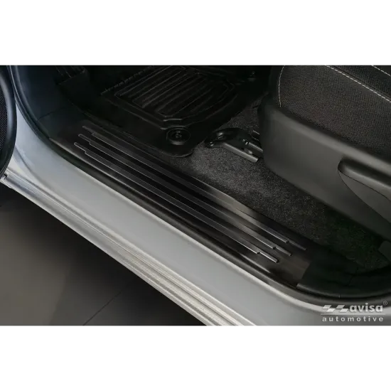 Lävepaku liistud - Toyota Hilux (2020-)