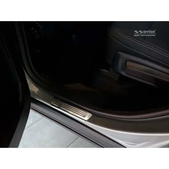 Lävepaku liistud - Ford Kuga (2019-)