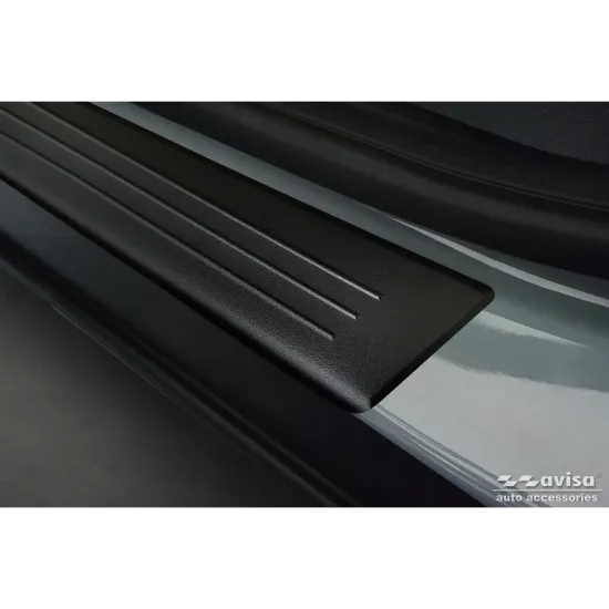 Lävepaku liistud - Ford Tourneo Courier (2023-)