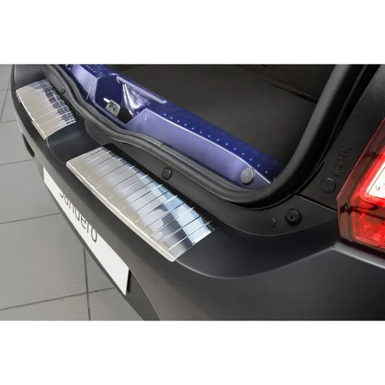 Tagumise põrkeraua kaitse - Dacia Sandero (2012-2020)