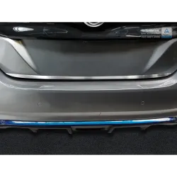 Dekoratiivliist tagaluugile - Nissan Leaf (2017-)