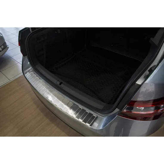 Tagumise põrkeraua kaitse - Skoda Superb (2015-)