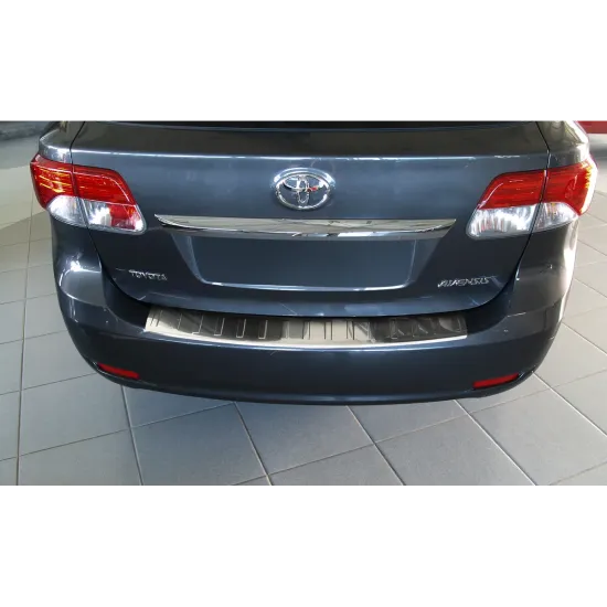 Tagumise põrkeraua kaitse - Toyota Avensis (2009-2015)