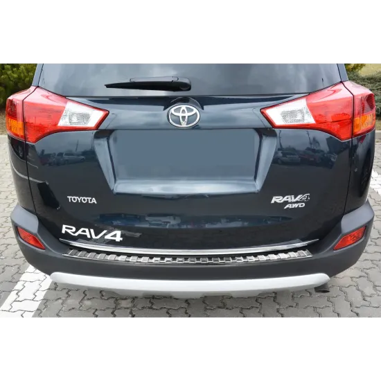 Tagumise põrkeraua kaitse - Toyota Rav4 (2013-2015)