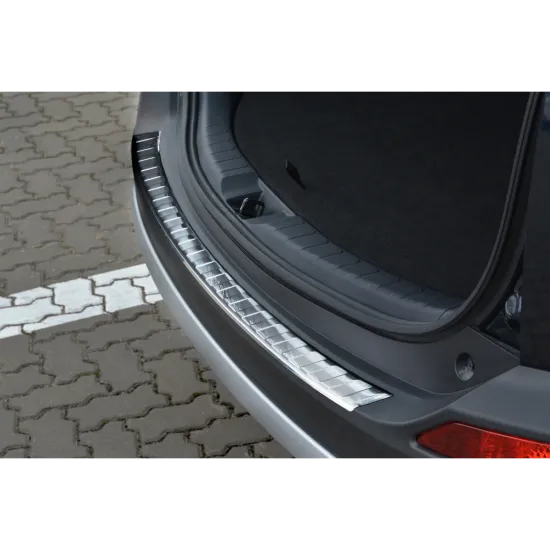 Tagumise põrkeraua kaitse - Toyota Rav4 (2013-2015)