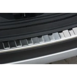 Tagumise põrkeraua kaitse - Toyota Rav4 (2013-2015)