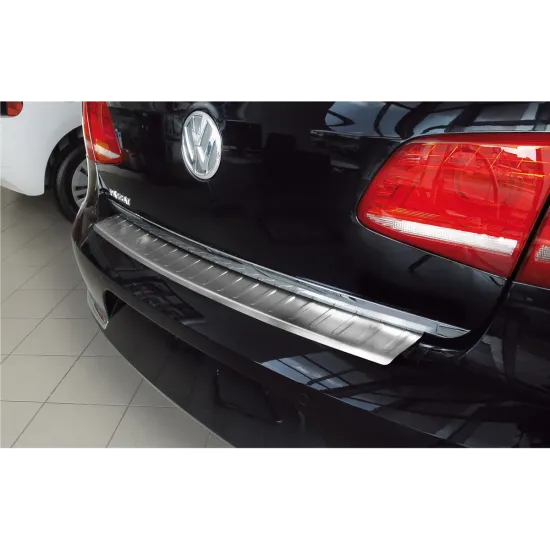 Tagumise põrkeraua kaitse - Volkswagen Passat (2011-2014)