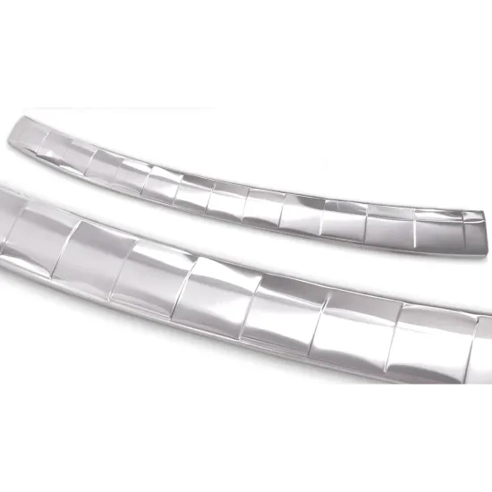 Tagumise põrkeraua kaitse - Skoda Octavia (2019-) Octavia (2020-)