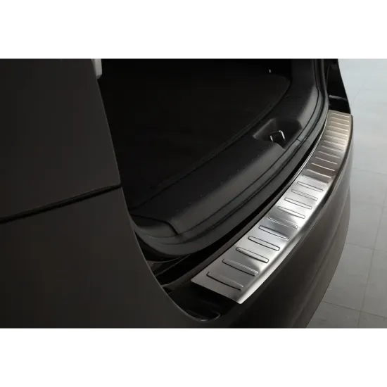 Tagumise põrkeraua kaitse - Hyundai Santa Fe (2011-2012)