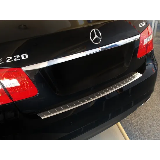 Tagumise põrkeraua kaitse - Mercedes E Class (2009-2013)