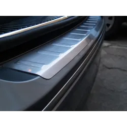 Tagumise põrkeraua kaitse - Mercedes C Class (2007-2011)