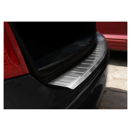 Tagumise põrkeraua kaitse - Mercedes C Class (2007-2011)