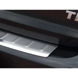 Tagumise põrkeraua kaitse - Volkswagen Golf (2008-2012)