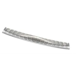 Tagumise põrkeraua kaitse - Nissan Primastar // Opel Vivaro // Renault Trafic (2001-2014)