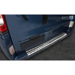 Tagumise põrkeraua kaitse - Nissan Primastar // Opel Vivaro // Renault Trafic (2001-2014)