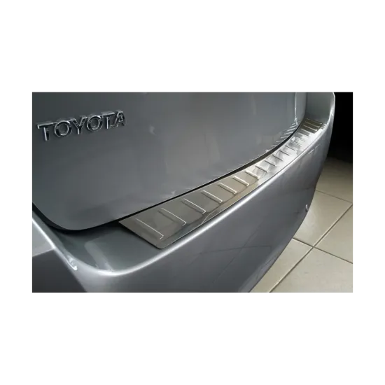 Tagumise põrkeraua kaitse - Toyota Verso (2009-2013)