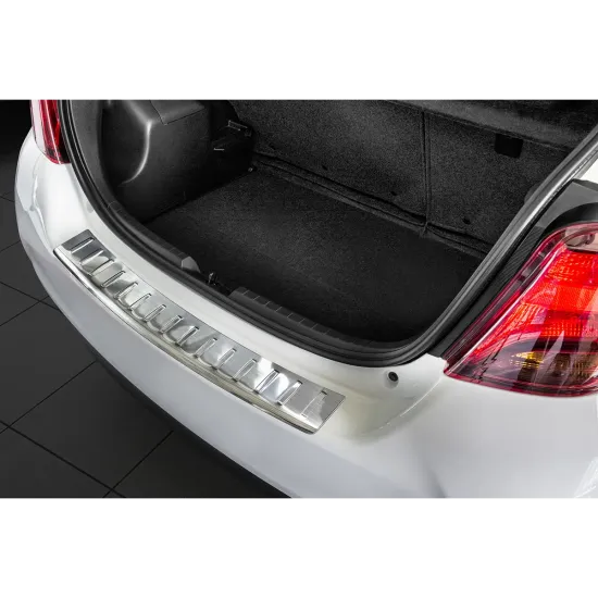 Tagumise põrkeraua kaitse - Toyota Yaris (2014-2019)