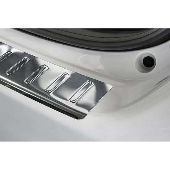 Tagumise põrkeraua kaitse - Toyota Yaris (2014-2019)