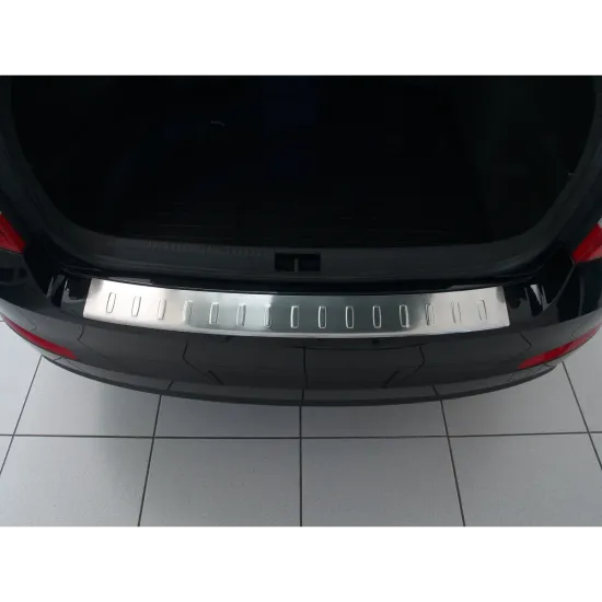 Tagumise põrkeraua kaitse - Skoda Octavia (2013-2019)