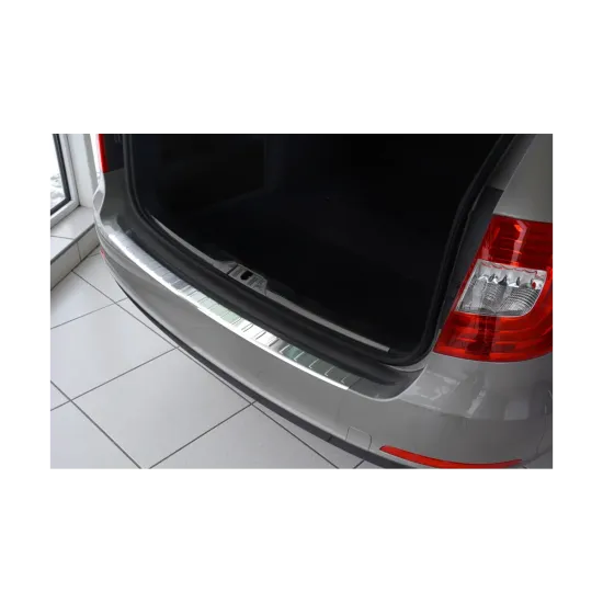 Tagumise põrkeraua kaitse - Skoda Superb (2013-2015)