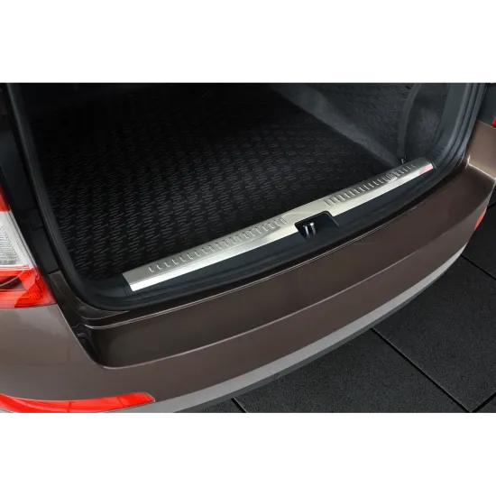 Tagaluugi sisemine kaitseplaat - Skoda Octavia (2013-2016) Octavia (2013-2019) Octavia (2014-2020)