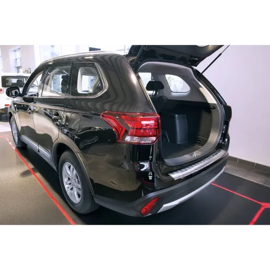Tagumise põrkeraua kaitse - Mitsubishi Outlander (2015-2022) Outlander (2020-2022)