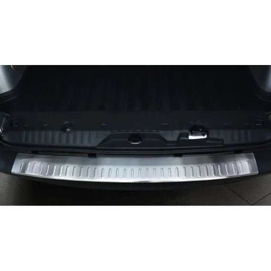 Tagumise põrkeraua kaitse - Mercedes Citan (2012-2021) Renault Kangoo (2008-2021)