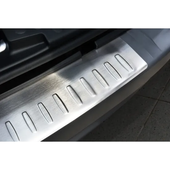 Tagumise põrkeraua kaitse - Mercedes Citan (2012-2021) Renault Kangoo (2008-2021)