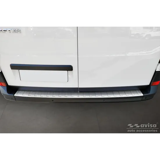 Tagumise põrkeraua kaitse - Volkswagen Crafter (2017-)