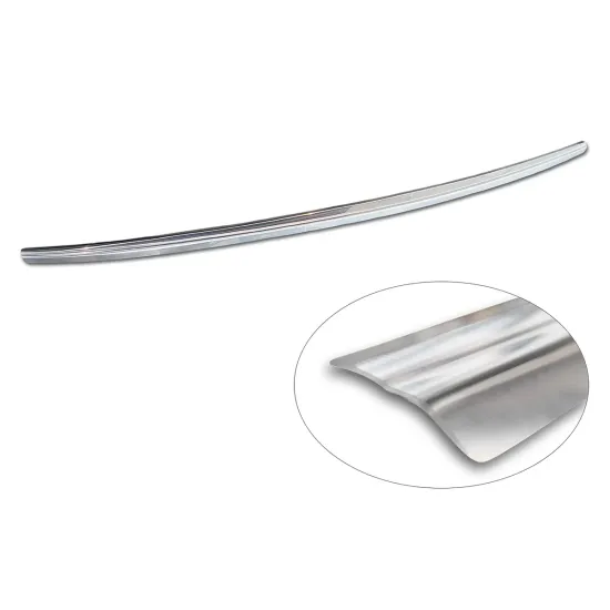 Tagumise põrkeraua kaitse - Toyota Prius (2023-)